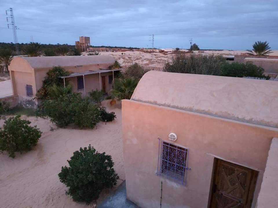 Grand Sud, La Maison De Sable Douz Exterior photo
