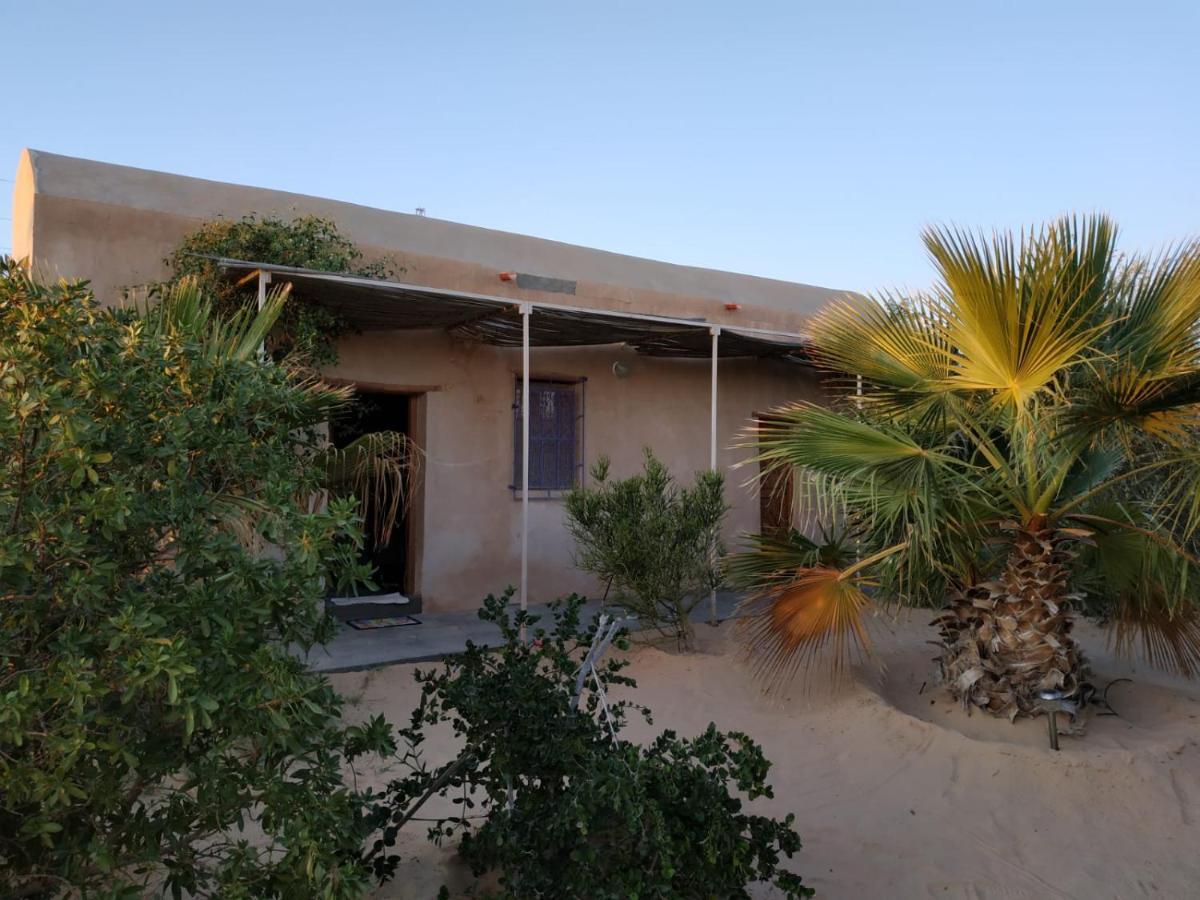 Grand Sud, La Maison De Sable Douz Exterior photo